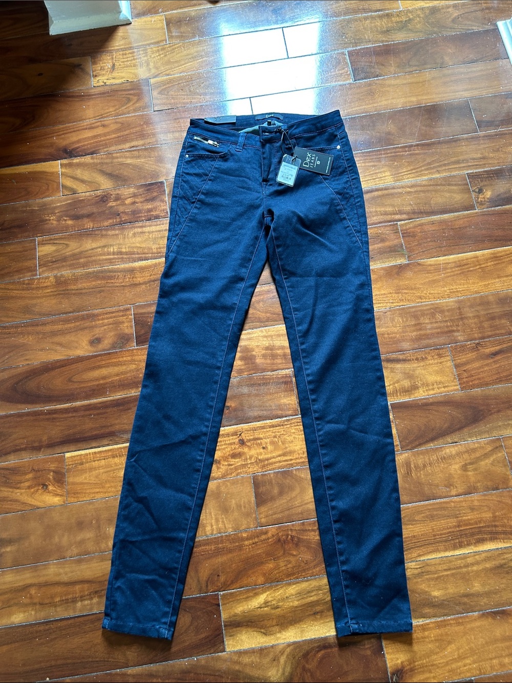 Dex Women’s Skinny Jeans in Dark Blue Denim